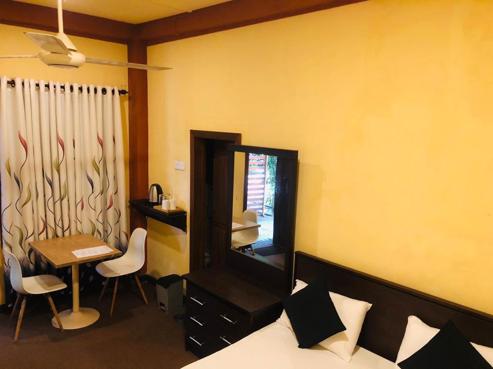Cinnamon Airport Residencies Katunayaka Luaran gambar